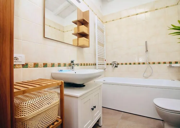 Casa Sebastiano Am Maggiore - Familienfreundliches Mit Pool Lejlighed