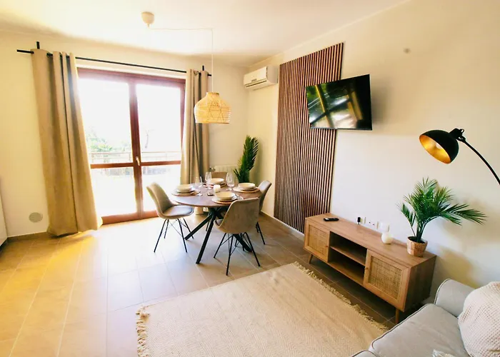 Casa Sebastiano Am Maggiore - Familienfreundliches Mit Pool Apartment Cerro (Laveno-Mombello)