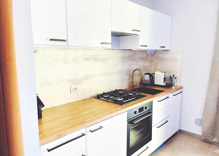 Apartment Casa Sebastiano Am Maggiore - Familienfreundliches Mit Pool *